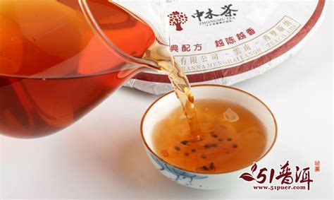 普洱茶熟茶为甚么腥,描写普洱茶的32种气息