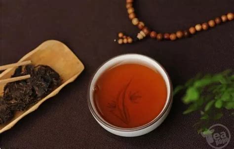 红茶酸是甚么缘由,小便像红茶是甚么缘由