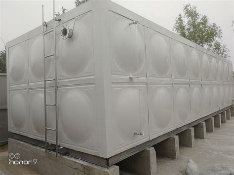 玻璃钢水箱在北方地区使用要注意保温-山东腾翔不锈钢水箱公司
