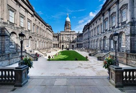 爱丁堡大学-史密斯教育
