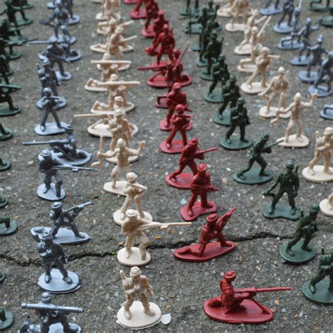 正义红师中国人民军人装备兵人模型儿童玩具军人单公仔礼物81402-阿里巴巴