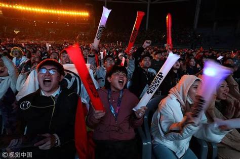 东京奥运会今晚开幕！现场观众超三千人，这个看台几乎满员 | 北晚新视觉