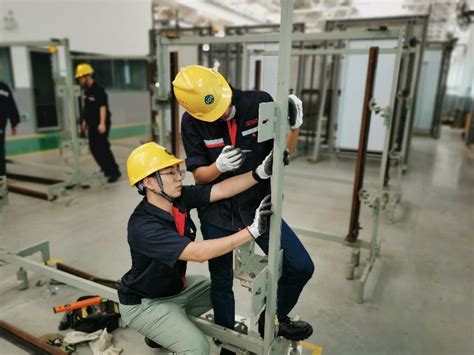 企业把电梯与师资送进校园！厦门集美工业学校和上海三菱电梯公司合作培养电梯产业人才
