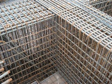 供应建筑钢筋网片 带肋钢筋焊接网片 钢钯网片桥梁铺路-阿里巴巴