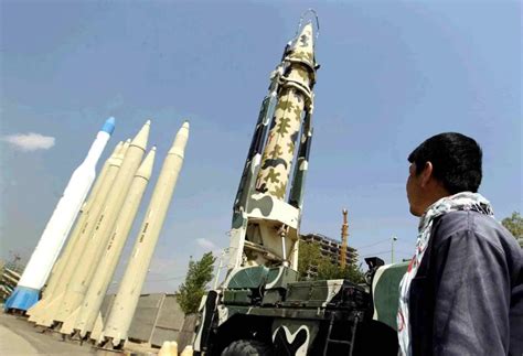 伊朗多款导弹射程超2000千米，技术竟来源于东亚半岛某国_手机新浪网