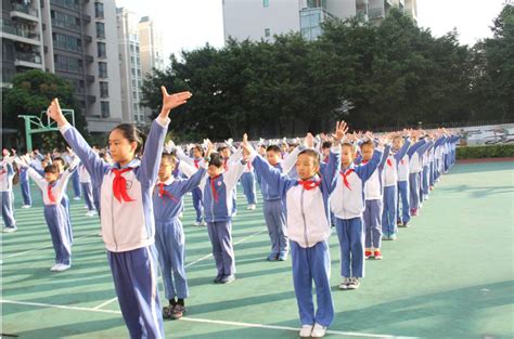 一起“舞动”青春！上海千余名中小学生“云端”齐做广播体操_华羽体育