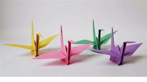 一步一步教你叠千纸鹤,怎么做千纸鹤手工,怎样叠千纸鹤慢动作(第2页)_大山谷图库