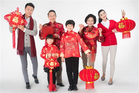春节家人团聚拜年高清图片下载-正版图片500773677-摄图网