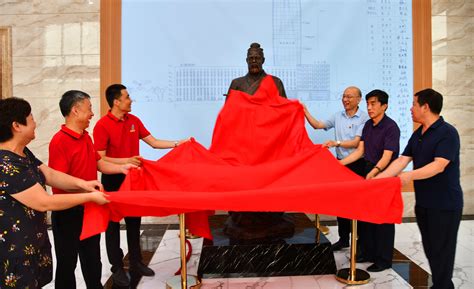 鲁班石雕像高清图片下载_红动中国