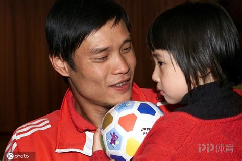 高清：武磊参加亚足联颁奖 有望获亚洲足球先生