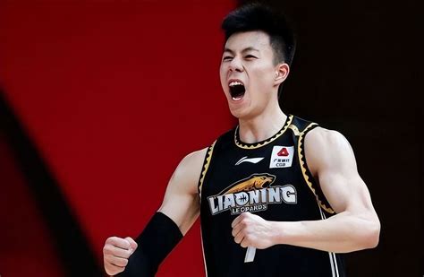 广东男篮再签一人！20岁潜力新星加盟，阵容更强大了|广东男篮|CBA_新浪新闻
