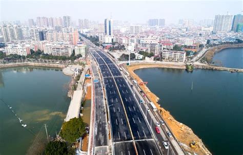 岳阳南湖大桥于2018年2月1日正式通车