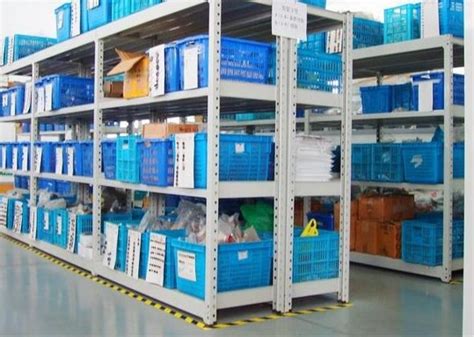 仓储货架与展示类货架的不同|产品百科 - 无锡赛维亚金属制品有限公司