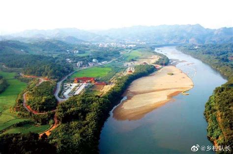 广西梧州：稻谷飘香 乡村如画-人民图片网