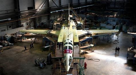 印度要买全球最大战略轰炸机—“白天鹅”图-160，俄罗斯会卖吗？__财经头条