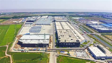 航拍中国(上海)自由贸易试验区临港特斯拉Tesla超级工厂—高清视频下载、购买_视觉中国视频素材中心