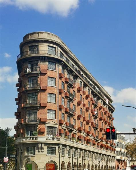 上海武康路历史文化名街上网红建筑「武康大楼」