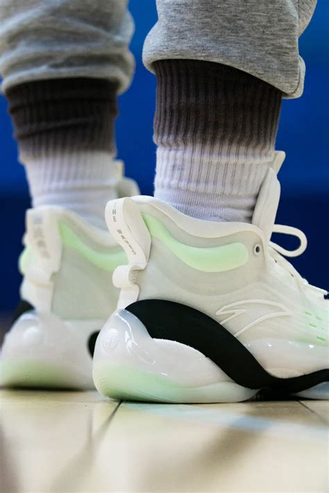 kt7安踏氮科技实战篮球鞋 - 惠券直播 - 一起惠返利网_178hui.com