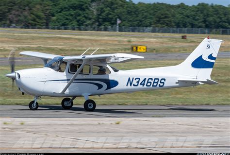 Cessna 172S Skyhawk SP - Untitled | Aviation Photo #5997763 | Airliners.net