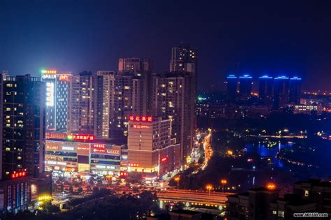 来宾市夜景 - 中国旅游资讯网365135.COM