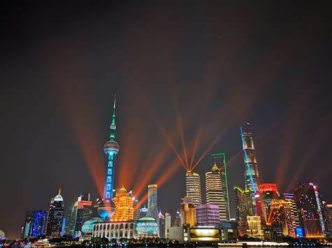 上海外滩灯光6月份时间表