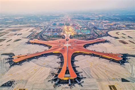 北京大兴国际机场正式投运 4年建成全球最大机场再创“中国速度”