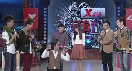 《中国好声音》第二季开锣 草根歌手唱响唱吧_音乐频道_凤凰网