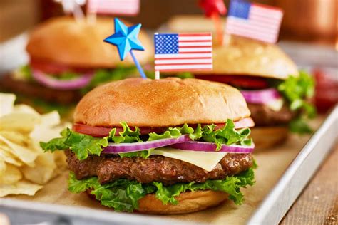 10 Traditional American Foods—And Where to Eat Them - Photos - Condé ...