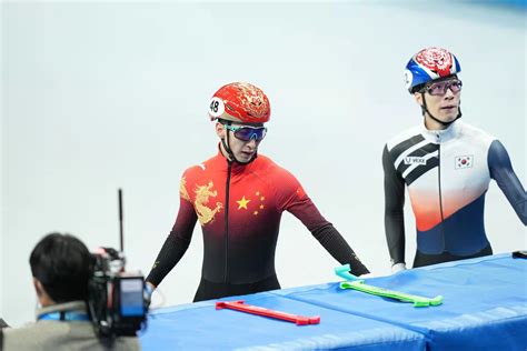 武大靖助中国代表团拿到本届冬奥首金，同时获个人冬奥第二金_PP视频体育频道