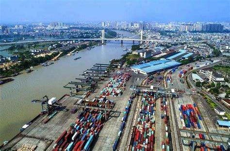 逐浪前行 贵港全力打造西江流域核心港口城市 - 广西县域经济网