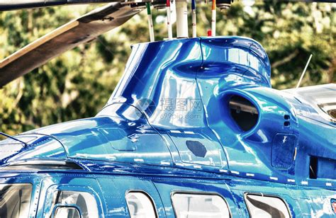蓝直升机螺旋桨高清图片下载-正版图片504425791-摄图网