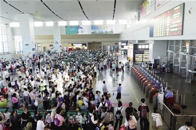 高铁衡阳东站迎来暑运高峰 两天共发送旅客六万余人次 - 市州精选 - 湖南在线 - 华声在线