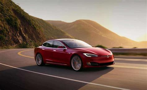 特斯拉Model 3将在年底向预定者开放提前试驾-新浪汽车