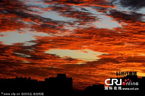 北京天空出现罕见火烧云 - 神秘的地球 科学|自然|地理|探索