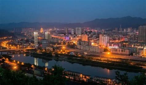 辽宁最让人失望的3个城市，一个是葫芦岛，一个是东部中心城市