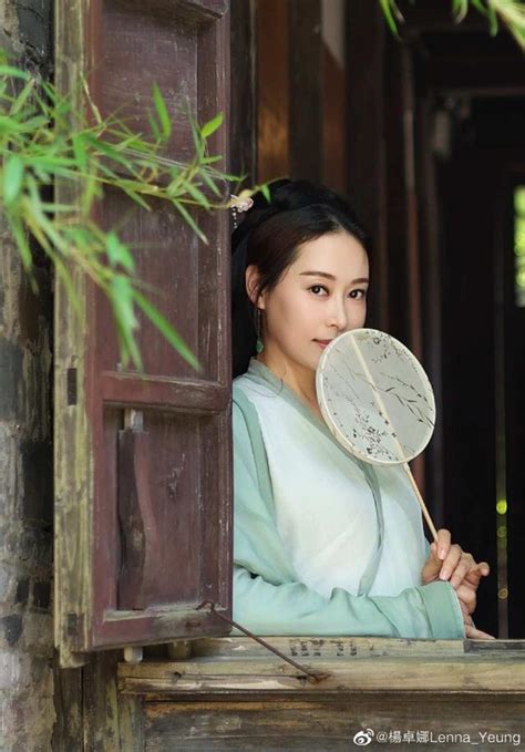 TVB新剧《美丽战争》阵容曝光，杨卓娜一改往日形象演坏女人