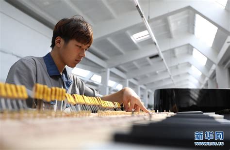 辽宁营口“东北钢琴”：最好的地理环境中制造最美的声音_手机新浪网