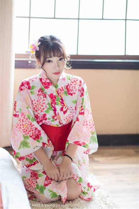 微博福利萌兰酱 - 日式和服写真(33张)_和服美女_小笑话网