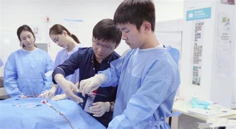 医生 护士 医护人员 医院人员 护工手术室拍摄人像摄影_广州元摄影-站酷ZCOOL