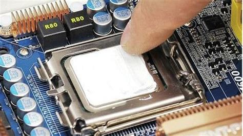 CPU硅脂有什么作用？CPU硅脂可以用牙膏代替吗？不涂硅脂可以吗？_硬件知识-装机之家