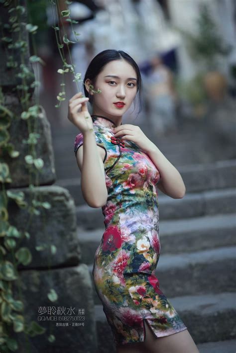 恩阳古镇穿旗袍的女子-麻辣摄影-麻辣社区