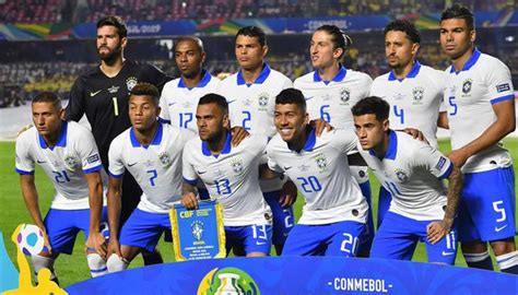 美洲杯：玻利维亚vs乌拉圭，乌拉圭大胜反弹有没有希望？|美洲杯|玻利维亚|乌拉圭_新浪新闻