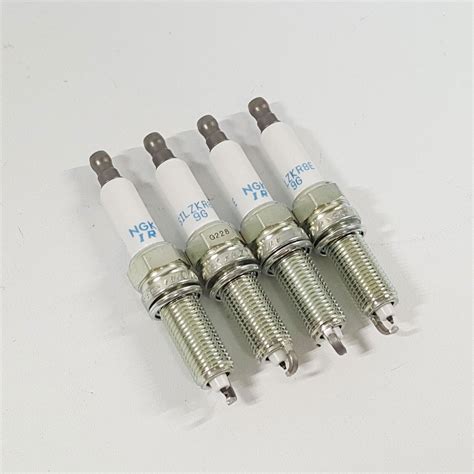 18849-08071 Genuine Hyundai Plug Assembly-Spark