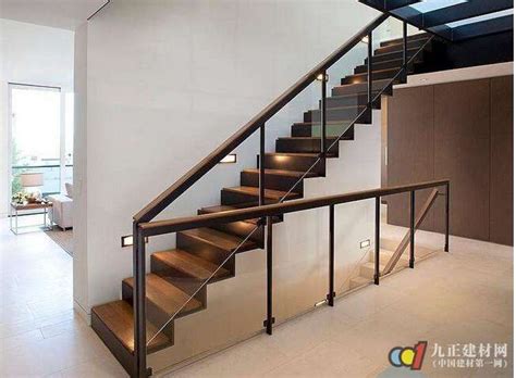 楼梯安装方法 实木楼梯安装要求 - 行业资讯 - 九正楼梯网