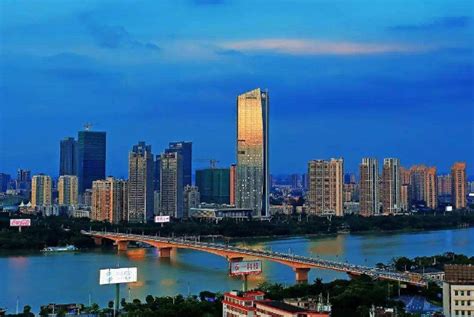 中国十大宜居城市2022（中国最适合养老居住的前十名城市）_玉环网