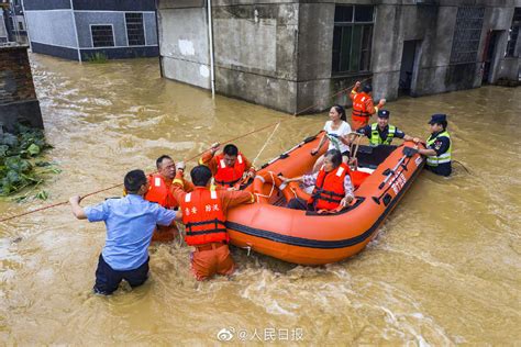 洪水洪涝自然灾害自然现象背景图片免费下载_海报banner/高清大图_千库网(图片编号6442499)