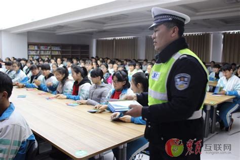 广宗民警进校园开展交通安全宣传活动-公安交通