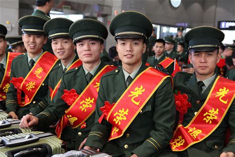 中国军人和美国军人退伍比较_凤凰网视频_凤凰网