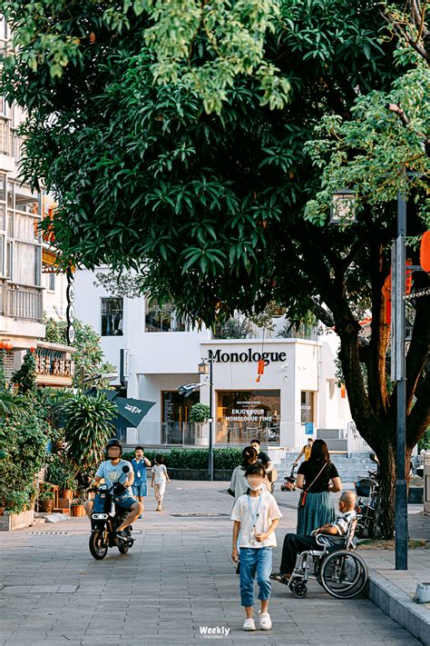 深圳「台湾街」，一条街逛吃一整天_沙井_店里_零食