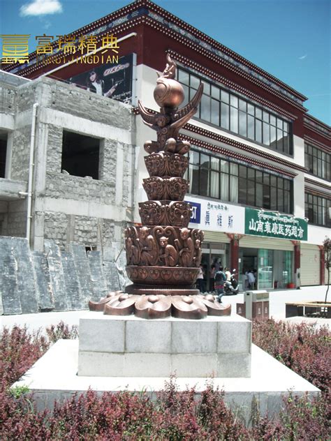 西藏山南白日街雕塑-广场景观雕塑-重庆雕塑厂,铜雕塑,不锈钢雕塑,玻璃钢雕塑，定制铜佛像厂家-富瑞精典景观雕塑